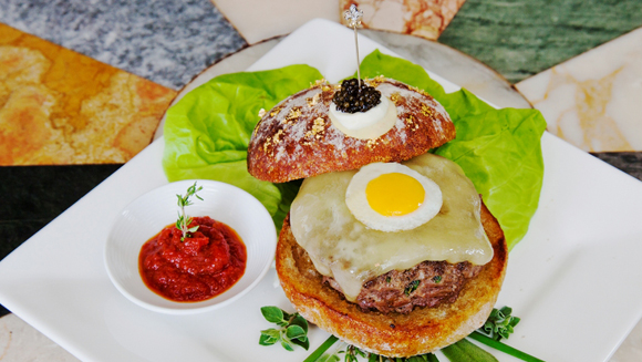 Worlds Most Expensive Burger Is At Serendipity 3